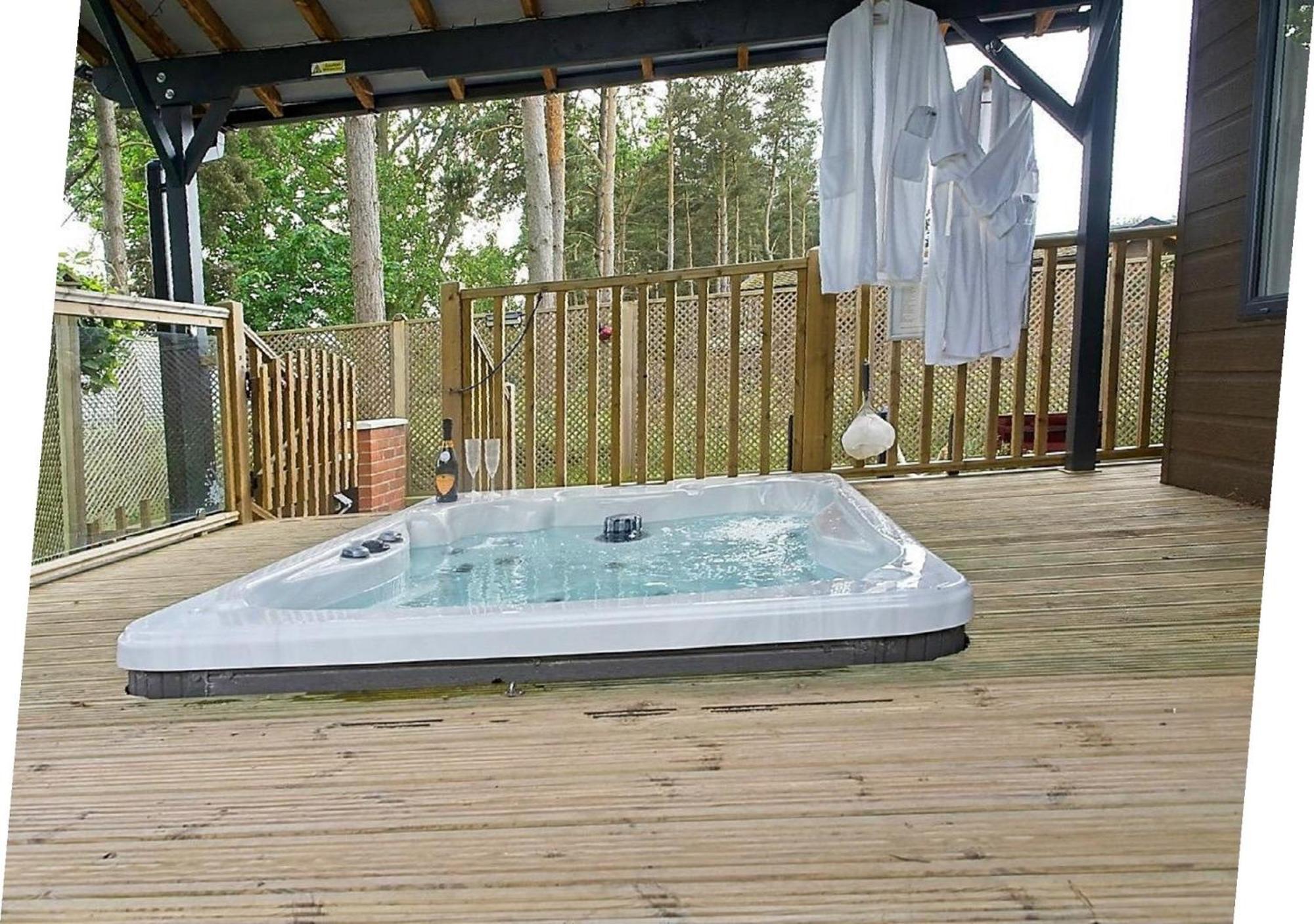 Hollicarrs - Wildflower Lodge York Zewnętrze zdjęcie